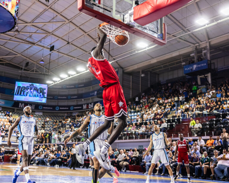 DIABLOS GANA JUEGO 1 Y TOMA VENTAJA EN FINAL DE ZONA CON EXPLOSIVA NOCHE AL ATAQUE