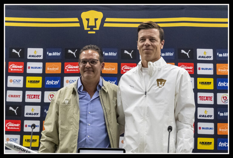 Conferencia de Prensa Presentación de «Tano» Esteban Solari como nuevo entrenador del del primer equipo varonil de Pumas.